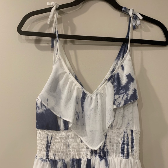 GUESS TieDye Maxi Dress - Picture 5 of 7